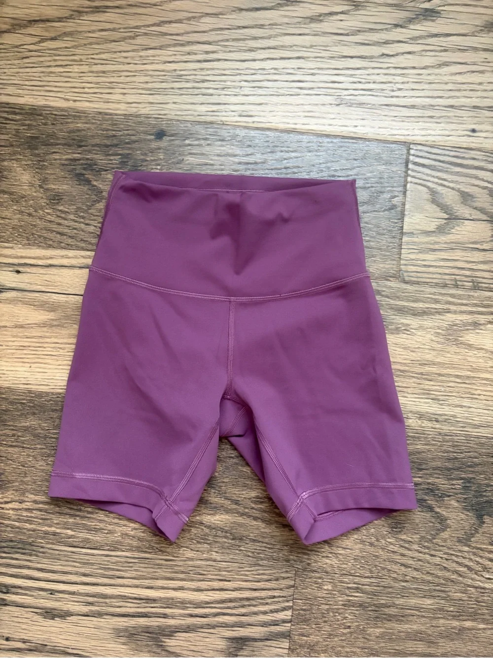 Lululemon Wunder Train High-Rise Short 6